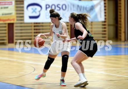 Basketball Damen Superliga 2021/2022. Grunddurchgang 9. Runde.  KOS Celovec Damen gegen  Basket Flames.  Antonia Ronacher (KOS),  Stella Popp (Basket Flames). Klagenfurt, am 22.1.2022.
Foto: Kuess
www.qspictures.net
---
pressefotos, pressefotografie, kuess, qs, qspictures, sport, bild, bilder, bilddatenbank