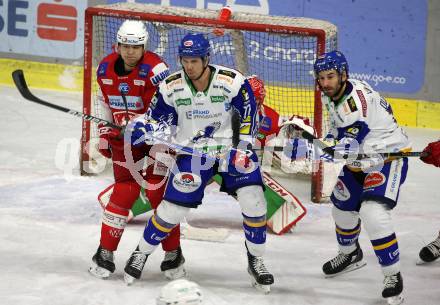 EBEL. Eishockey Bundesliga. KAC gegen	VSV. Kele Steffler,  (KAC),  Scott Kosmachuk, Travis Oleksuk (VSV). Klagenfurt, am 25.1.2022.
Foto: Kuess
www.qspictures.net

---
pressefotos, pressefotografie, kuess, qs, qspictures, sport, bild, bilder, bilddatenbank