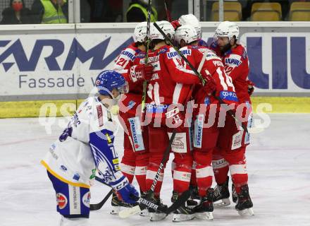 EBEL. Eishockey Bundesliga. KAC gegen	VSV. Torjubel Matthew Fraser, Lukas Haudum, Paul Postma, Rok Ticar, Manuel Ganahl (KAC). Klagenfurt, am 25.1.2022.
Foto: Kuess
www.qspictures.net

---
pressefotos, pressefotografie, kuess, qs, qspictures, sport, bild, bilder, bilddatenbank