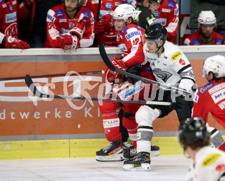 EBEL. Eishockey Bundesliga. KAC gegen	Dornbirn Bulldogs. David Maier (KAC), Marlon Tschofen (Dornbirn Bulldogs). Klagenfurt, am 28.1.2022.
Foto: Kuess
www.qspictures.net

---
pressefotos, pressefotografie, kuess, qs, qspictures, sport, bild, bilder, bilddatenbank