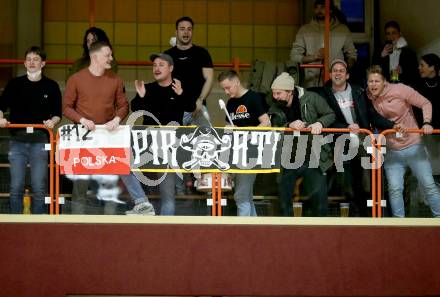 Basketball Zweite Liga 2021/2022. Grunddurchgang 14. Runde.  Woerthersee Piraten gegen Basket Flames.  Fans (Piraten). Klagenfurt, am 29.1.2022. 
Foto: Kuess
www.qspictures.net

---
pressefotos, pressefotografie, kuess, qs, qspictures, sport, bild, bilder, bilddatenbank