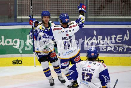 EBEL. Eishockey Bundesliga. VSV gegen Tesla Orli Znojmo.  Torjubel John Hughes, Marco Richter, Chris Collins (VSV). Villach, am 2.2.2022.
Foto: Kuess
www.qspictures.net
---
pressefotos, pressefotografie, kuess, qs, qspictures, sport, bild, bilder, bilddatenbank