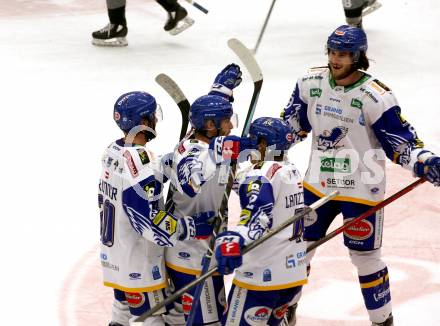 EBEL. Eishockey Bundesliga. VSV gegen Dornbirn Bulldogs. Torjubel Alexander Rauchenwald, Nico Brunner, Benjamin Lanzinger, Maximilian Rebernig  (VSV). Villach, am 5.2.2022.
Foto: Kuess
www.qspictures.net
---
pressefotos, pressefotografie, kuess, qs, qspictures, sport, bild, bilder, bilddatenbank