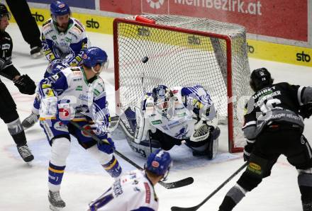 EBEL. Eishockey Bundesliga. VSV gegen Dornbirn Bulldogs.  Felix Maxa, Alexander Schmidt, Nico Brunner, (VSV), Simeon Schwinger   (Dornbirn). Villach, am 5.2.2022.
Foto: Kuess
www.qspictures.net
---
pressefotos, pressefotografie, kuess, qs, qspictures, sport, bild, bilder, bilddatenbank