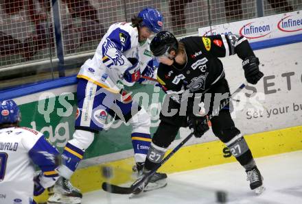 EBEL. Eishockey Bundesliga. VSV gegen Dornbirn Bulldogs.  Maximilian Rebernig, (VSV),  Ari Groendahl  (Dornbirn). Villach, am 5.2.2022.
Foto: Kuess
www.qspictures.net
---
pressefotos, pressefotografie, kuess, qs, qspictures, sport, bild, bilder, bilddatenbank