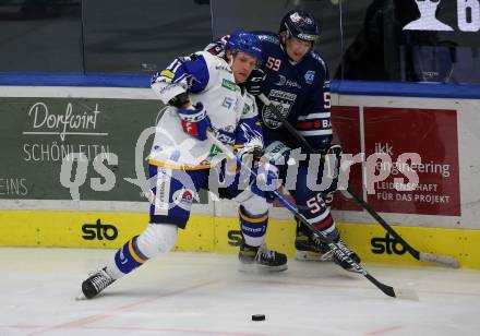 EBEL. Eishockey Bundesliga. VSV gegen Hydro Fehervar AV 19.  Marco Richter,  (VSV),  Joshua Atkinson (Fehervar). Villach, am 6.2.2022.
Foto: Kuess
www.qspictures.net
---
pressefotos, pressefotografie, kuess, qs, qspictures, sport, bild, bilder, bilddatenbank