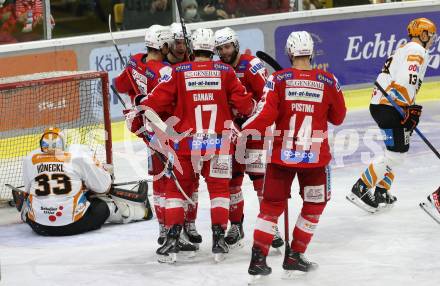 EBEL. Eishockey Bundesliga. KAC gegen	Steinbach Black Wings Linz. Torjubel Clemens Unterweger, Lukas Haudum, Manuel Ganahl, Rok Ticar, Paul Postma (KAC). Klagenfurt, am 8.2.2022.
Foto: Kuess
www.qspictures.net

---
pressefotos, pressefotografie, kuess, qs, qspictures, sport, bild, bilder, bilddatenbank