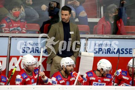 EBEL. Eishockey Bundesliga. KAC gegen	Steinbach Black Wings Linz. Co-Trainer David Joseph Fischer (KAC). Klagenfurt, am 8.2.2022.
Foto: Kuess
www.qspictures.net

---
pressefotos, pressefotografie, kuess, qs, qspictures, sport, bild, bilder, bilddatenbank