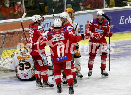 EBEL. Eishockey Bundesliga. KAC gegen	Steinbach Black Wings Linz. Torjubel Clemens Unterweger, Lukas Haudum, Manuel Ganahl, Rok Ticar (KAC). Klagenfurt, am 8.2.2022.
Foto: Kuess
www.qspictures.net

---
pressefotos, pressefotografie, kuess, qs, qspictures, sport, bild, bilder, bilddatenbank