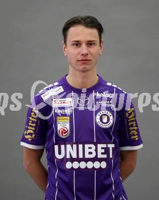 Fussball. Bundesliga. Austria Klagenfurt. Mannschaftsfototermin. Portrait. Alex Timossi Andersson . Klagenfurt, 10.2.2022.
Foto: Kuess
www.qspictures.net

---
pressefotos, pressefotografie, kuess, qs, qspictures, sport, bild, bilder, bilddatenbank