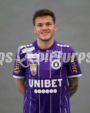 Fussball. Bundesliga. Austria Klagenfurt. Mannschaftsfototermin. Portrait. Florian Rieder. Klagenfurt, 10.2.2022.
Foto: Kuess
www.qspictures.net

---
pressefotos, pressefotografie, kuess, qs, qspictures, sport, bild, bilder, bilddatenbank