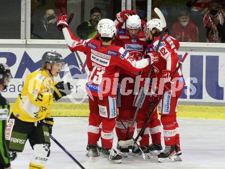 EBEL. Eishockey Bundesliga. KAC gegen	HC Pustertal Woelfe. Torjubel Matthew Fraser, Manuel Geier, Daniel Obersteiner, David Maier, Niklas Andre Wuerschl (KAC). Klagenfurt, am 13.2.2022.
Foto: Kuess
www.qspictures.net

---
pressefotos, pressefotografie, kuess, qs, qspictures, sport, bild, bilder, bilddatenbank