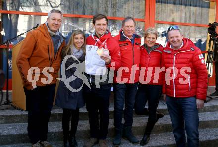 Schi Ski Alpin. Empfang Matthias Mayer.  Fritz Strobl, Claudia, Matthias Mayer, Franz Klammer, Claudia Strobl-Traninger, Dieter Moertl.   Afritz, 12.2.2022.
Foto: Kuess
www.qspictures.net

---
pressefotos, pressefotografie, kuess, qs, qspictures, sport, bild, bilder, bilddatenbank