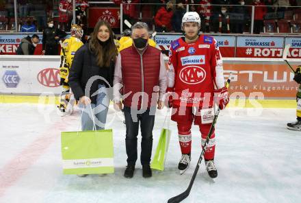 EBEL. Eishockey Bundesliga. KAC gegen	HC Pustertal Woelfe. Spieler des Abends Fabian Hochegger (KAC). Klagenfurt, am 13.2.2022.
Foto: Kuess
www.qspictures.net

---
pressefotos, pressefotografie, kuess, qs, qspictures, sport, bild, bilder, bilddatenbank