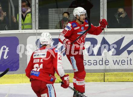 EBEL. Eishockey Bundesliga. KAC gegen	HC Pustertal Woelfe. Torjubel Matthew Fraser, Manuel Geier (KAC). Klagenfurt, am 13.2.2022.
Foto: Kuess
www.qspictures.net

---
pressefotos, pressefotografie, kuess, qs, qspictures, sport, bild, bilder, bilddatenbank