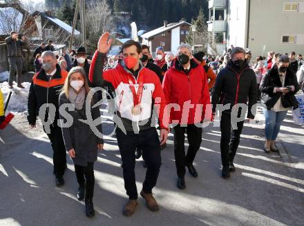 Schi Ski Alpin. Empfang Matthias Mayer. Buergermeister Maximilian Linder, Matthias Mayer mit Ehefrau Claudia, Landeshauptmann Peter Kaiser, Arno Arthofer.   Afritz, 12.2.2022.
Foto: Kuess
www.qspictures.net




---
pressefotos, pressefotografie, kuess, qs, qspictures, sport, bild, bilder, bilddatenbank