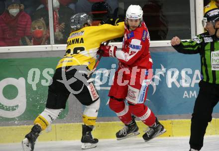 EBEL. Eishockey Bundesliga. KAC gegen	HC Pustertal Woelfe. Manuel Ganahl,  (KAC),  Shane Robert Hanna (Pustertal). Klagenfurt, am 13.2.2022.
Foto: Kuess
www.qspictures.net

---
pressefotos, pressefotografie, kuess, qs, qspictures, sport, bild, bilder, bilddatenbank