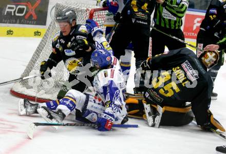 EBEL. Eishockey Bundesliga. VSV gegen HC Pustertal Woelfe. Alexander Rauchenwald,  (VSV), Shane Robert Hanna, Tomas Joshua Sholl   (Pustertal). Villach, am 16.2.2022.
Foto: Kuess
www.qspictures.net
---
pressefotos, pressefotografie, kuess, qs, qspictures, sport, bild, bilder, bilddatenbank