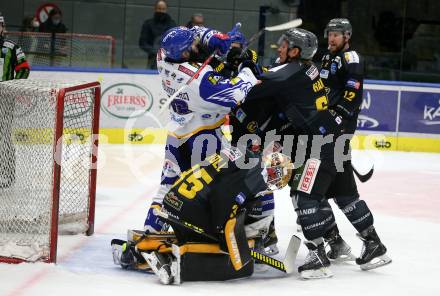 EBEL. Eishockey Bundesliga. VSV gegen HC Pustertal Woelfe. Alexander Rauchenwald, Marco Richter,  (VSV), Shane Robert Hanna, Reece Kenneth Willcox, Tomas Joshua Sholl   (Pustertal). Villach, am 16.2.2022.
Foto: Kuess
www.qspictures.net
---
pressefotos, pressefotografie, kuess, qs, qspictures, sport, bild, bilder, bilddatenbank