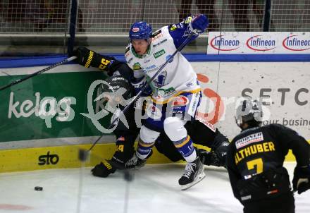 EBEL. Eishockey Bundesliga. VSV gegen HC Pustertal Woelfe.  Scott Kosmachuk,  (VSV), Daniel Glira  (Pustertal). Villach, am 16.2.2022.
Foto: Kuess
www.qspictures.net
---
pressefotos, pressefotografie, kuess, qs, qspictures, sport, bild, bilder, bilddatenbank