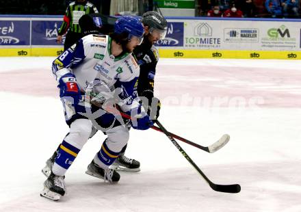 EBEL. Eishockey Bundesliga. VSV gegen HC Pustertal Woelfe.  Maximilian Rebernig, (VSV), Ivan Althuber   (Pustertal). Villach, am 16.2.2022.
Foto: Kuess
www.qspictures.net
---
pressefotos, pressefotografie, kuess, qs, qspictures, sport, bild, bilder, bilddatenbank