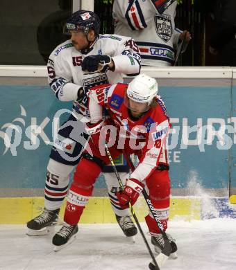 EBEL. Eishockey Bundesliga. KAC gegen	Hydro Fehervar AV 19. Daniel Obersteiner,  (KAC),  Jesper Dahlroth (Fehervar). Klagenfurt, am 18.2.2022.
Foto: Kuess
www.qspictures.net

---
pressefotos, pressefotografie, kuess, qs, qspictures, sport, bild, bilder, bilddatenbank