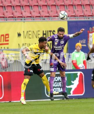 Fussball Bundesliga. SK Austria Klagenfurt gegen Cashpoint SCR Altach. Kosmas Gkezos (Klagenfurt), Nosa Iyobosa Edokpolor (Altach). Klagenfurt, am 20.2.2022.
Foto: Kuess
www.qspictures.net
---
pressefotos, pressefotografie, kuess, qs, qspictures, sport, bild, bilder, bilddatenbank