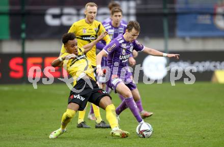 Fussball Bundesliga. SK Austria Klagenfurt gegen Cashpoint SCR Altach. Alex Timossi Andersson (Klagenfurt), Nosa Iyobosa Edokpolor (Altach). Klagenfurt, am 20.2.2022.
Foto: Kuess
www.qspictures.net
---
pressefotos, pressefotografie, kuess, qs, qspictures, sport, bild, bilder, bilddatenbank