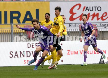 Fussball Bundesliga. SK Austria Klagenfurt gegen Cashpoint SCR Altach. Thorsten Mahrer (Klagenfurt), Sebastian Aigner (Altach). Klagenfurt, am 20.2.2022.
Foto: Kuess
www.qspictures.net
---
pressefotos, pressefotografie, kuess, qs, qspictures, sport, bild, bilder, bilddatenbank