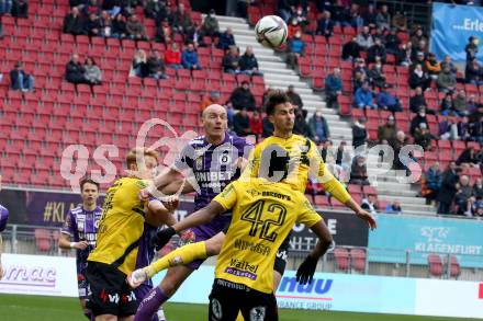 Fussball Bundesliga. SK Austria Klagenfurt gegen Cashpoint SCR Altach. Nicolas Wimmer (Klagenfurt), Sebastian Aigner (Altach). Klagenfurt, am 20.2.2022.
Foto: Kuess
www.qspictures.net
---
pressefotos, pressefotografie, kuess, qs, qspictures, sport, bild, bilder, bilddatenbank