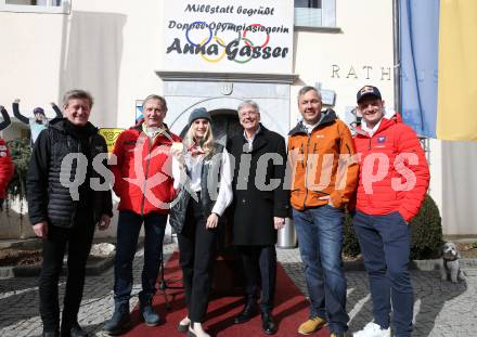 Snowboard. Slopestyle.  Big Air. Empfang Olympiasiegerin Anna Gasser.  Arno Arthofer, Franz Klammer, Anna Gasser, Landeshauptmann Peter Kaiser, Fritz Strobl, Thomas Morgenstern . Millstatt, am 20.2.2022.
Foto: Kuess
www.qspictures.net
---
pressefotos, pressefotografie, kuess, qs, qspictures, sport, bild, bilder, bilddatenbank