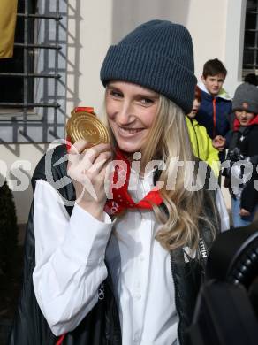 Snowboard. Slopestyle.  Big Air. Empfang Olympiasiegerin Anna Gasser.   . Millstatt, am 20.2.2022.
Foto: Kuess
www.qspictures.net
---
pressefotos, pressefotografie, kuess, qs, qspictures, sport, bild, bilder, bilddatenbank