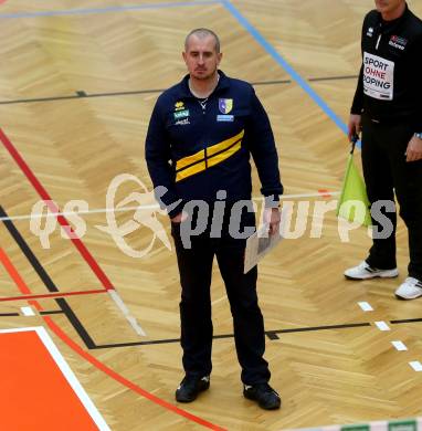 Volleyball MEVZA League 2022 - Final Four. ACH Volley Ljubljana gegen SK Zadruga Aich/Dob. Trainer Bogdan Tanase (Aich/Dob). Bleiburg, am 19.2.2022.
Foto: Kuess
www.qspictures.net
---
pressefotos, pressefotografie, kuess, qs, qspictures, sport, bild, bilder, bilddatenbank