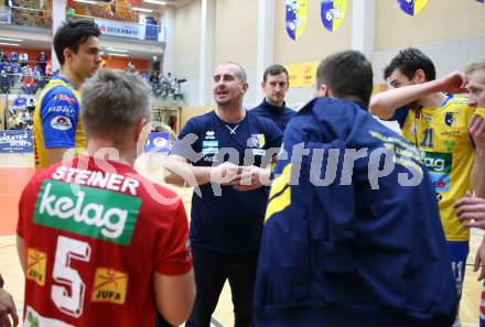 Volleyball MEVZA League 2022 - Final Four. ACH Volley Ljubljana gegen SK Zadruga Aich/Dob.  Trainer Bogdan Tanase (Aich/Dob). Bleiburg, am 19.2.2022.
Foto: Kuess
www.qspictures.net
---
pressefotos, pressefotografie, kuess, qs, qspictures, sport, bild, bilder, bilddatenbank