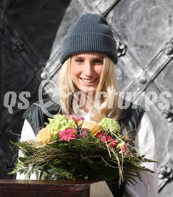 Snowboard. Slopestyle.  Big Air. Empfang Olympiasiegerin Anna Gasser.   . Millstatt, am 20.2.2022.
Foto: Kuess
www.qspictures.net
---
pressefotos, pressefotografie, kuess, qs, qspictures, sport, bild, bilder, bilddatenbank