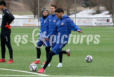 Fussball Bundesliga. Training SK Austria Klagenfurt. Darijo Pecirep. Moosburg, am 19.2.2022.
Foto: Kuess
www.qspictures.net
---
pressefotos, pressefotografie, kuess, qs, qspictures, sport, bild, bilder, bilddatenbank