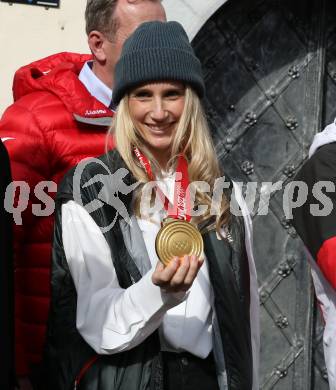 Snowboard. Slopestyle.  Big Air. Empfang Olympiasiegerin Anna Gasser.   . Millstatt, am 20.2.2022.
Foto: Kuess
www.qspictures.net
---
pressefotos, pressefotografie, kuess, qs, qspictures, sport, bild, bilder, bilddatenbank