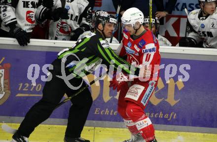 EBEL. Eishockey Bundesliga. KAC gegen	Tesla Orli Znojmo. Schiedsrichter, Lukas Haudum (KAC). Klagenfurt, am 18.2.2022.
Foto: Kuess
www.qspictures.net

---
pressefotos, pressefotografie, kuess, qs, qspictures, sport, bild, bilder, bilddatenbank