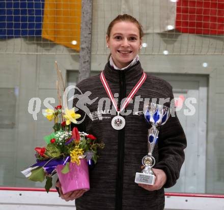 Stocksport. Eisschiessen. ZIelbewerb. Oesterreichische Meisterschaft.   Julia Omelko. Radenthein, am 30.1.2022.
Foto: Kuess

---
pressefotos, pressefotografie, kuess, qs, qspictures, sport, bild, bilder, bilddatenbank