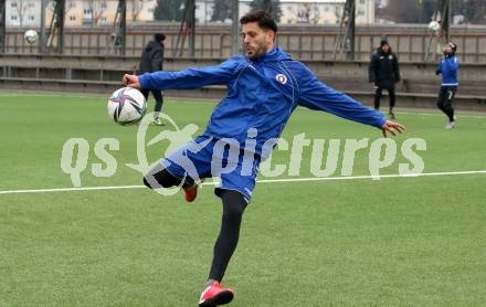 Fussball Bundesliga. Training SK Austria Klagenfurt.  Darijo Pecirep. Moosburg, am 19.2.2022.
Foto: Kuess
www.qspictures.net

---
pressefotos, pressefotografie, kuess, qs, qspictures, sport, bild, bilder, bilddatenbank