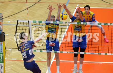 Volleyball MEVZA League 2022 - Final Four. ACH Volley Ljubljana gegen SK Zadruga Aich/Dob. Blazej Podlesny, Nicolai Grabmueller  (Aich/Dob). Bleiburg, am 19.2.2022.
Foto: Kuess
www.qspictures.net
---
pressefotos, pressefotografie, kuess, qs, qspictures, sport, bild, bilder, bilddatenbank