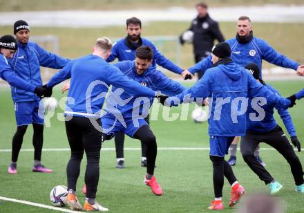 Fussball Bundesliga. Training SK Austria Klagenfurt. Moosburg, am 19.2.2022.
Foto: Kuess
www.qspictures.net
---
pressefotos, pressefotografie, kuess, qs, qspictures, sport, bild, bilder, bilddatenbank