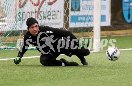 Fussball Bundesliga. Training SK Austria Klagenfurt. Marcel Koestenbauer. Moosburg, am 19.2.2022.
Foto: Kuess
www.qspictures.net

---
pressefotos, pressefotografie, kuess, qs, qspictures, sport, bild, bilder, bilddatenbank