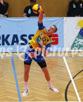 Volleyball MEVZA League 2022 - Final Four. ACH Volley Ljubljana gegen SK Zadruga Aich/Dob. Blazej Podlesny  (Aich/Dob). Bleiburg, am 19.2.2022.
Foto: Kuess
www.qspictures.net
---
pressefotos, pressefotografie, kuess, qs, qspictures, sport, bild, bilder, bilddatenbank