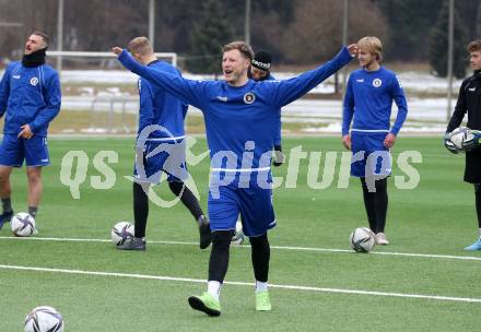 Fussball Bundesliga. Training SK Austria Klagenfurt. Fabian Miesenboeck. Moosburg, am 19.2.2022.
Foto: Kuess
www.qspictures.net
---
pressefotos, pressefotografie, kuess, qs, qspictures, sport, bild, bilder, bilddatenbank