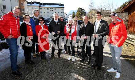 Schi Alpin. Empfang Olympiasiegerin Katharina Truppe. Dieter Moertl, Landeshauptmann Peter Kaiser, Katharina Truppe, Buergermeister Christian Poglitsch, Martin Gruber, Thomas Morgenstern. Latschach, Finkenstein, am 23.2.2022.
Foto: Kuess
www.qspictures.net
---
pressefotos, pressefotografie, kuess, qs, qspictures, sport, bild, bilder, bilddatenbank