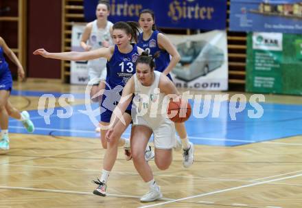 Basketball Damen Superliga 2021/2022. Grunddurchgang 13. Runde.  KOS Celovec Damen gegen  Vienna D.C. Timberwolves.  Elma Voljevica (KOS),   Melanie Fischer (Timberwolves). Klagenfurt, am 26.2.2022.
Foto: Kuess
www.qspictures.net
---
pressefotos, pressefotografie, kuess, qs, qspictures, sport, bild, bilder, bilddatenbank