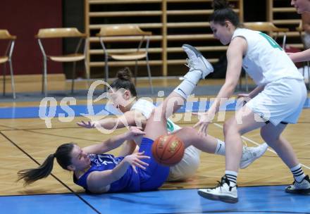 Basketball Damen Superliga 2021/2022. Grunddurchgang 13. Runde.  KOS Celovec Damen gegen  Vienna D.C. Timberwolves. Alina Seher  (KOS),   Antonia Dumancic (Timberwolves). Klagenfurt, am 26.2.2022.
Foto: Kuess
www.qspictures.net
---
pressefotos, pressefotografie, kuess, qs, qspictures, sport, bild, bilder, bilddatenbank