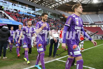 Fussball Bundesliga. SK Austria Klagenfurt gegen SV Guntamatic Ried.  Ivan Saravanja, Darijo Pecirep, Turgay Gemicibasi, Rajko Rep (Klagenfurt). Klagenfurt, am 27.2.2022.
Foto: Kuess
www.qspictures.net
---
pressefotos, pressefotografie, kuess, qs, qspictures, sport, bild, bilder, bilddatenbank