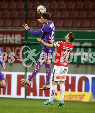 Fussball Bundesliga. SK Austria Klagenfurt gegen SV Guntamatic Ried.  Ivan Saravanja, (Klagenfurt), Leo Mikic   (Ried). Klagenfurt, am 27.2.2022.
Foto: Kuess
www.qspictures.net
---
pressefotos, pressefotografie, kuess, qs, qspictures, sport, bild, bilder, bilddatenbank